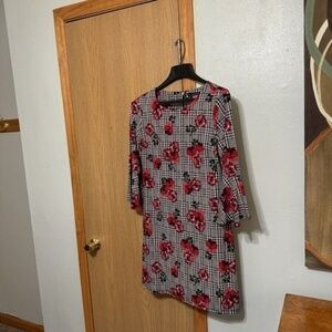 Tommy Hilfiger Size 12 w/Houndstooth Floral Print & Bell Sleeves Shift Dress